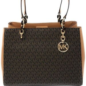Authentic Michael Kors Signature logo shoulder bag